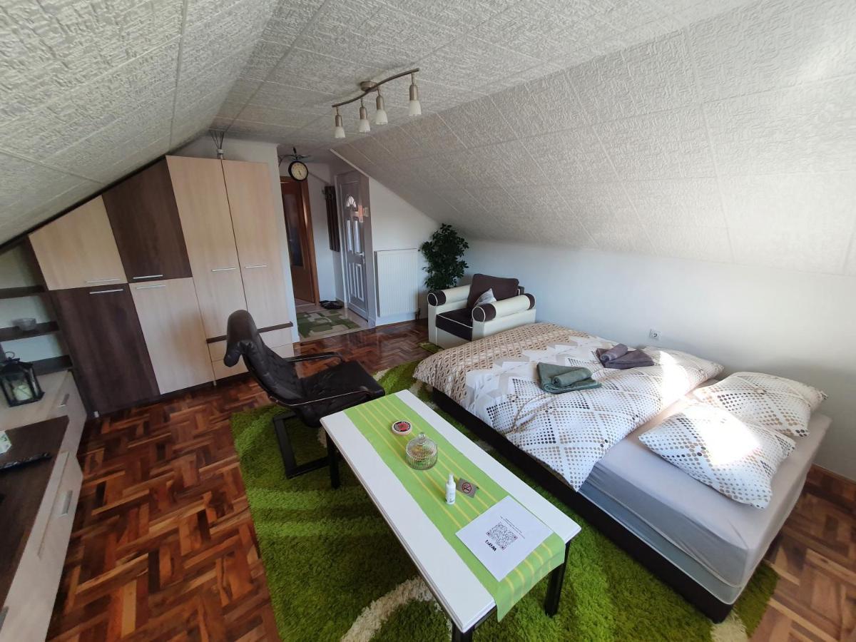 Fortress Apartments Ni Eksteriør bilde