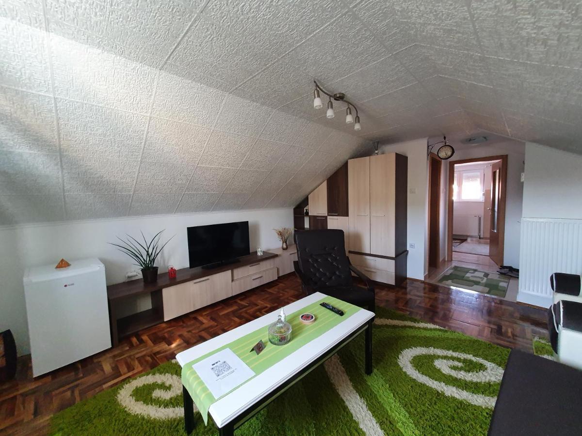Fortress Apartments Ni Eksteriør bilde