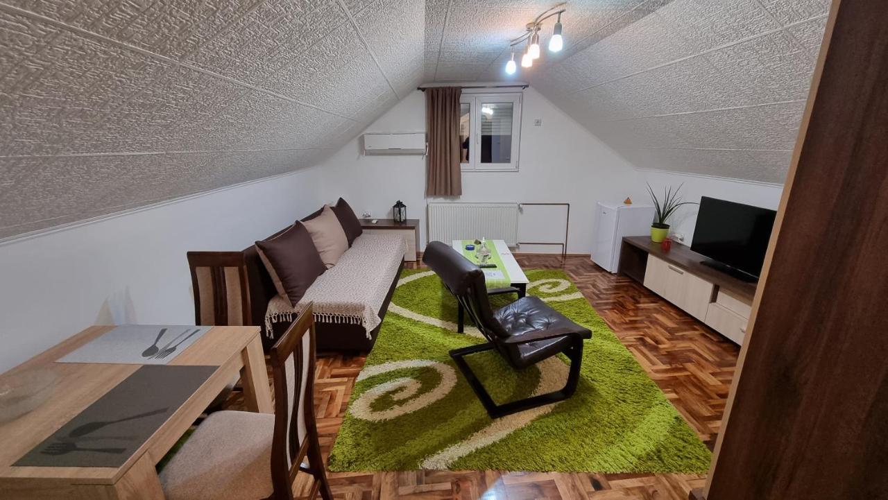 Fortress Apartments Ni Eksteriør bilde